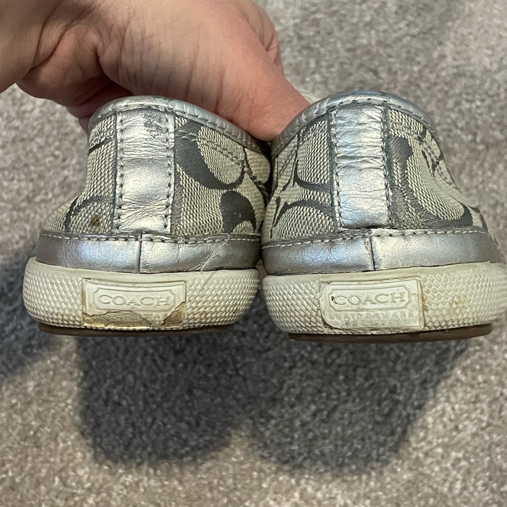 Authentic Coach Silver/Gray Sneakers. Size 6.5 women’s - Picture 2 of 6